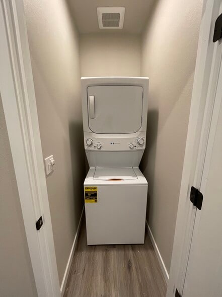 Building Photo - 5702 79th St W