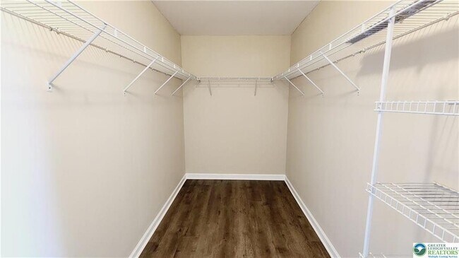 Building Photo - 5136 Dogwood Trail