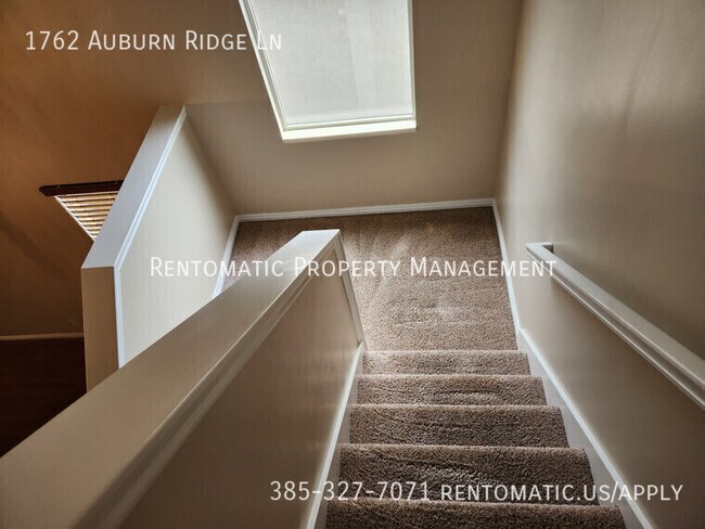 Building Photo - 1762 Auburn Ridge Ln