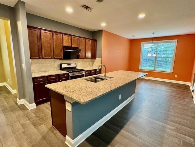 Building Photo - 1514 Chelsea Falls Ln