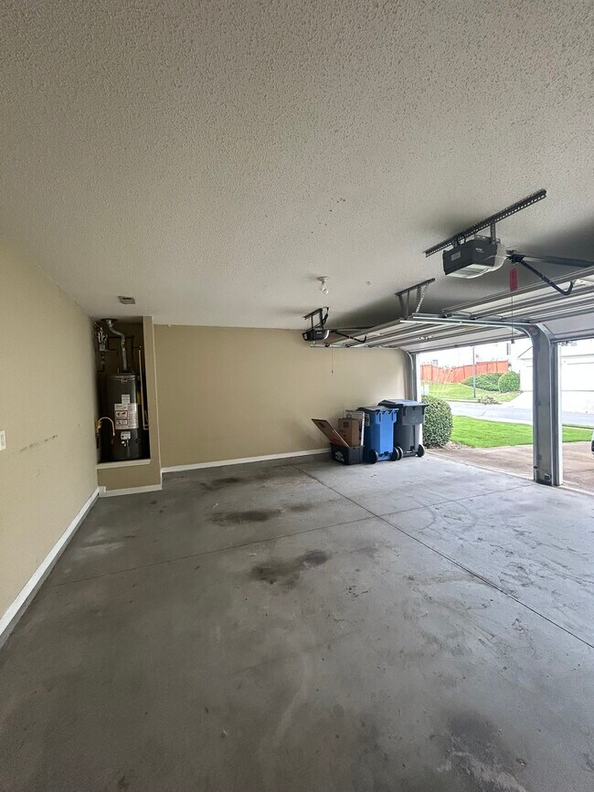 Building Photo - 1608 Hemburg Trace