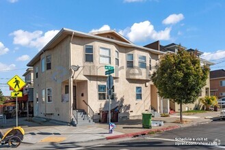 Building Photo - 894 31st St