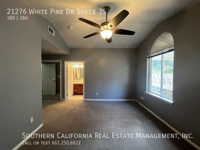 Building Photo - 21276 White Pine Dr