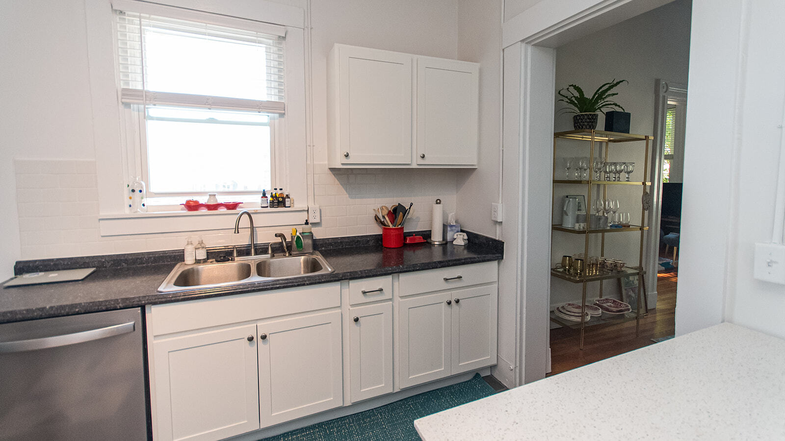 Building Photo - 1052 St Gregory St