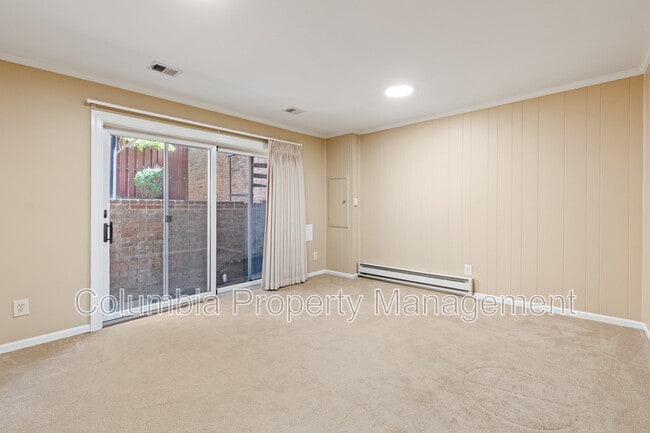 Building Photo - 706 6th St SW