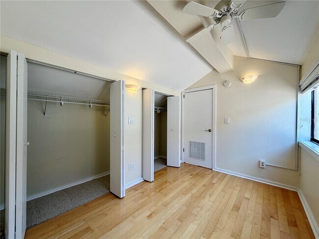 Building Photo - 1320 Pelican Creek Crossing