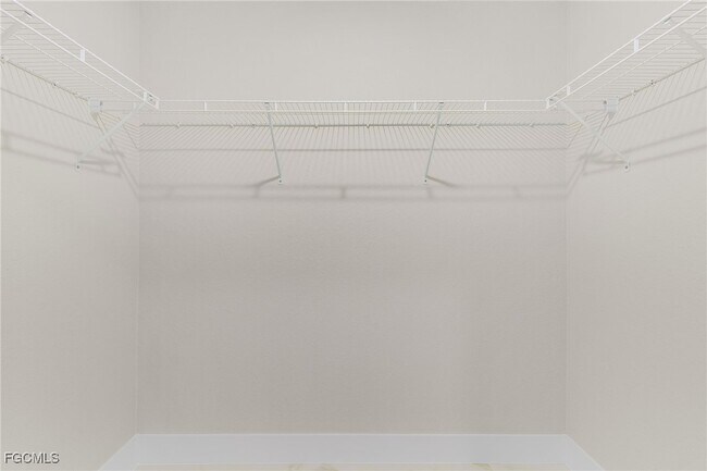 Building Photo - 2510 SW 17th Ave