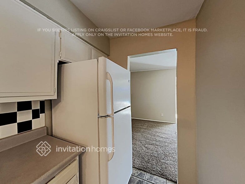 Building Photo - 17449 N 8th Ave