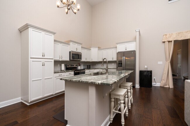 Building Photo - Beautiful 4-Bedroom Home with Bonus Room