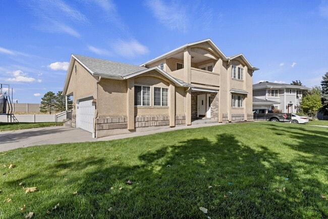 Building Photo - 3666 Pearblossom Cir