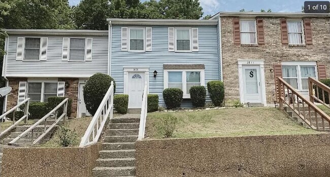 Primary Photo - 2831 Lake Forest Dr