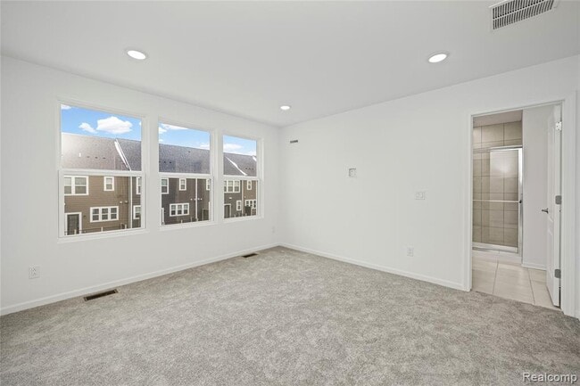 Building Photo - 43071 Atwood Ave