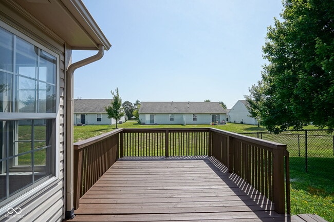 Building Photo - 1723 Farm Meadow Dr
