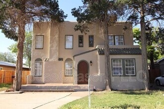 Building Photo - 2203 20th St