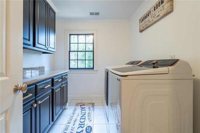 Building Photo - 1219 Moores Mill Rd NW