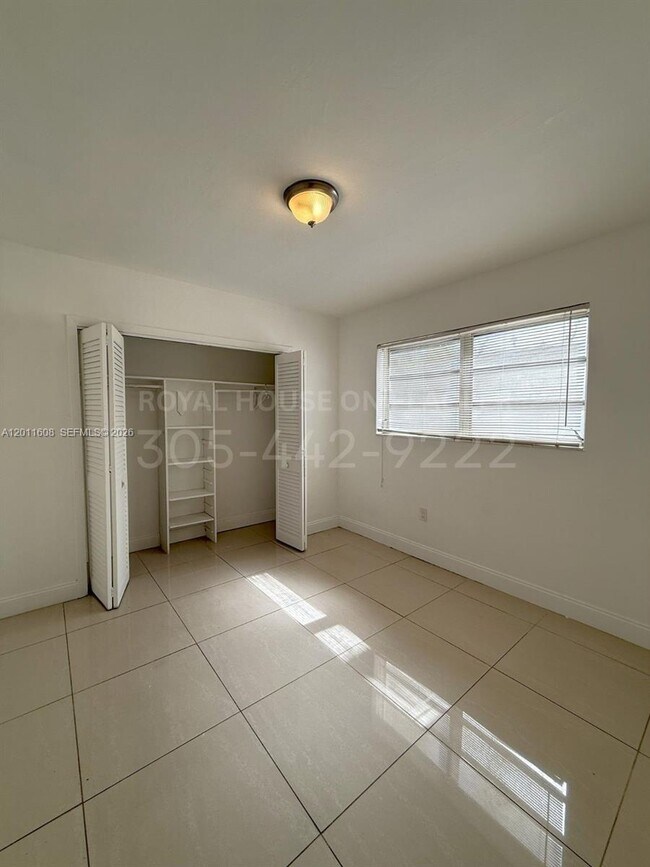 Building Photo - 4410 W Flagler St
