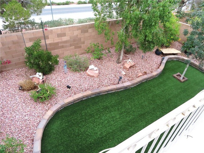 Building Photo - 4318 Via Dana Ave