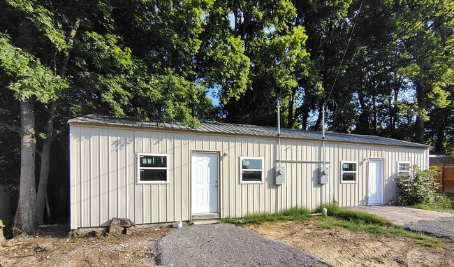 Building Photo - 250 Wilson St