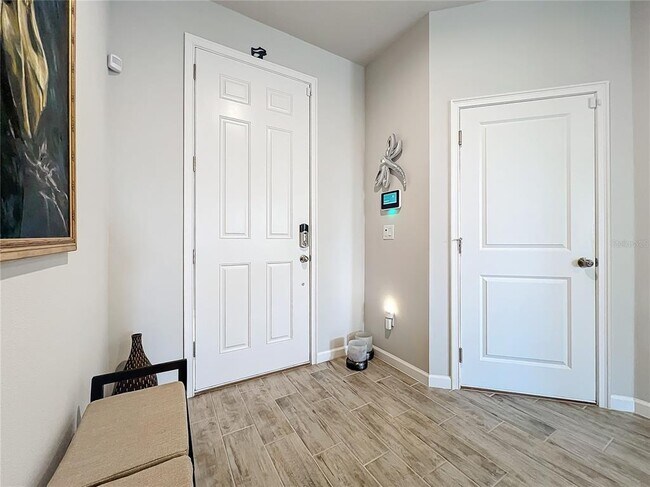 Building Photo - 11826 Sky Acrs Ter