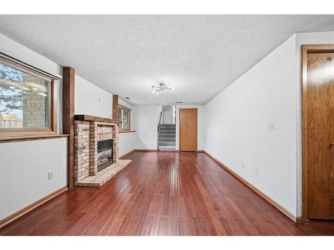 Building Photo - 9523 Hartford Cir