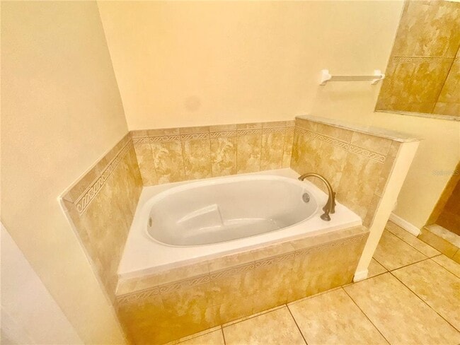 Building Photo - 909 Gateshead Ct