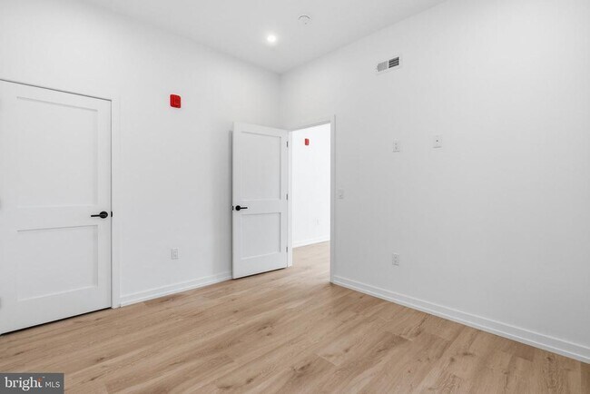 Building Photo - 1232 Chancellor St