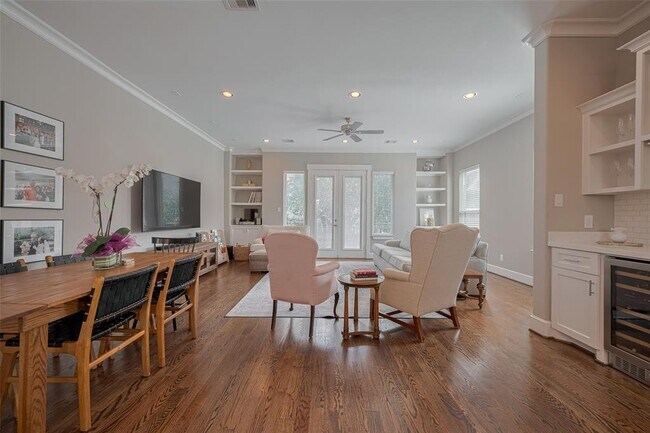 Building Photo - 2604 Bevis St