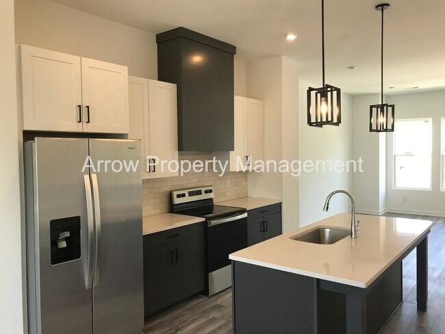 Building Photo - Immaculate new construction in the Nations!