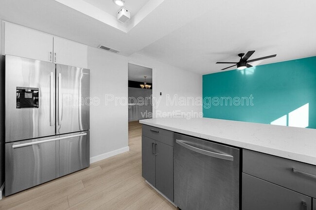 Building Photo - 6863 Caminito Mundo