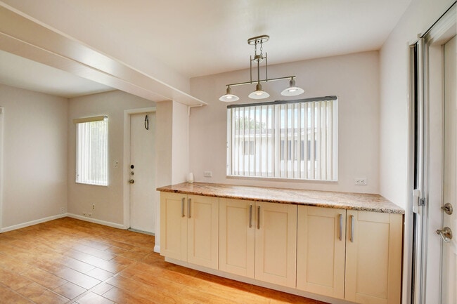 Building Photo - 6347 Country Wood Way