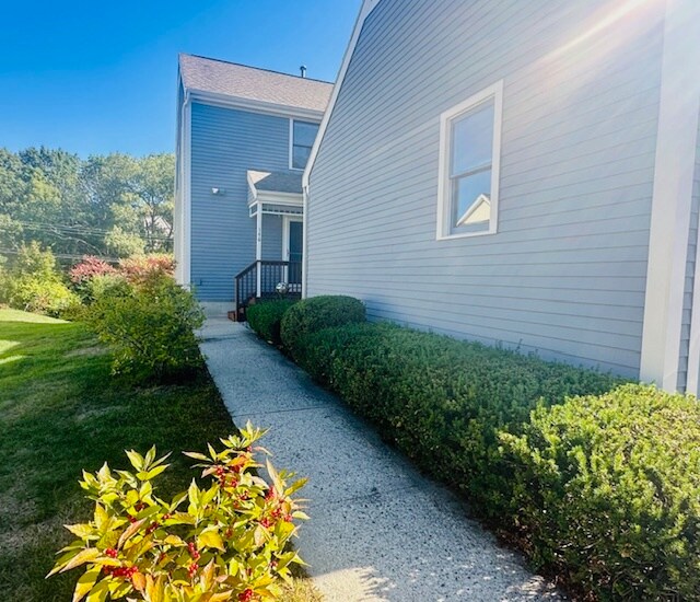 Building Photo - 146 Spinnaker Way