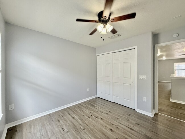 Building Photo - 10325 Boyette Creek Blvd