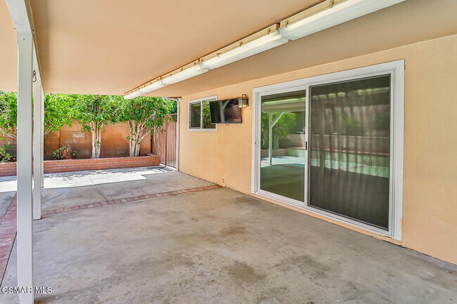 Building Photo - 19051 Los Alimos St