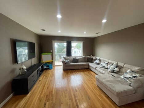 Building Photo - 2 Casper Ct