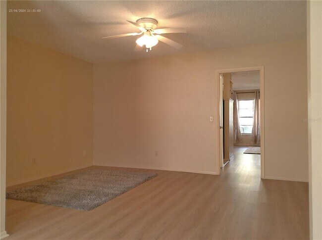 Building Photo - 2331 Finlandia Ln