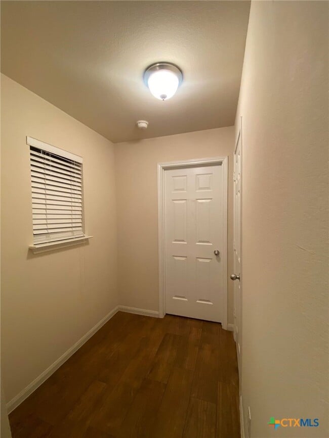 Building Photo - 6107 Cobalt Ln