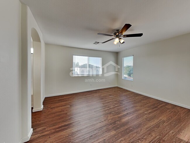 Building Photo - 40600 N Jay Ln