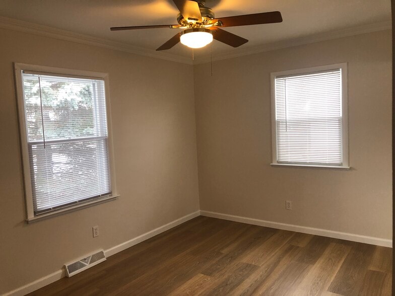 bedroom 1 - 106 E 2nd St