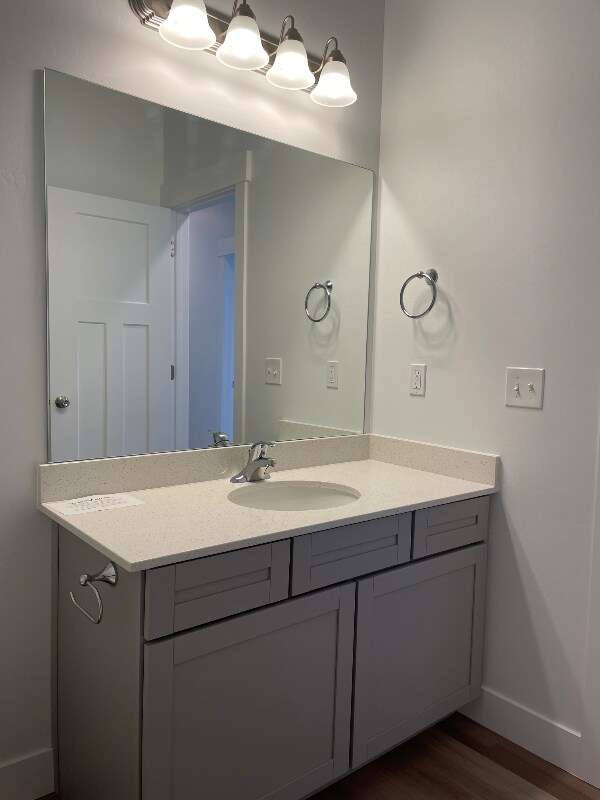 Building Photo - 13483 Commodus Dr