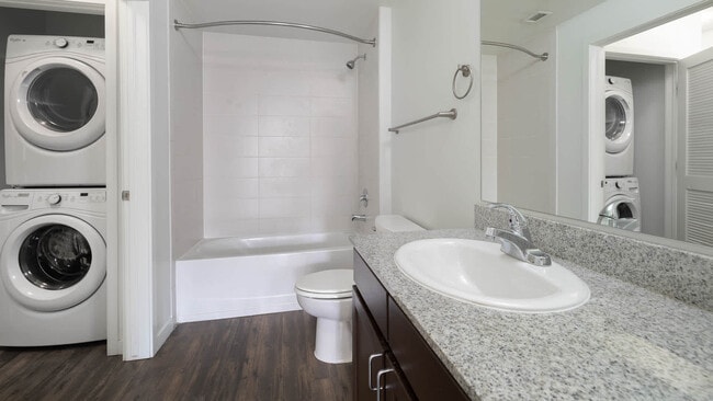 Building Photo - The Brodie