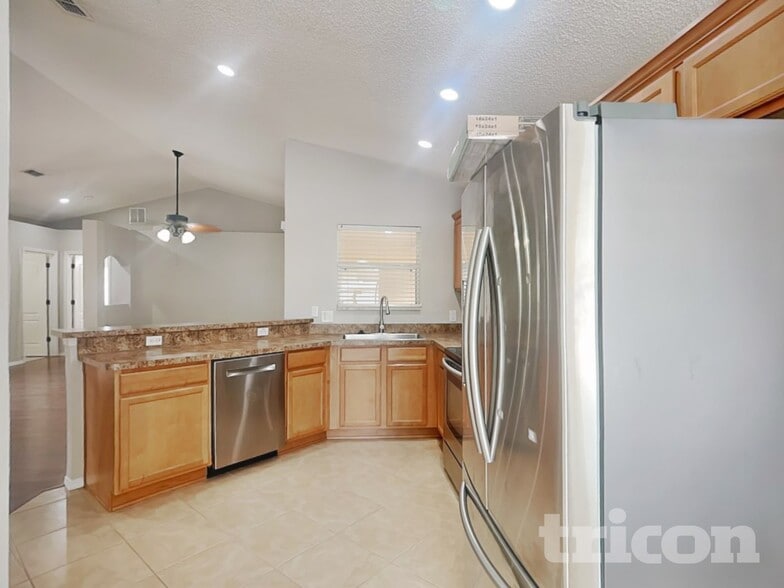 Building Photo - 1617 Taylor Brooke Dr