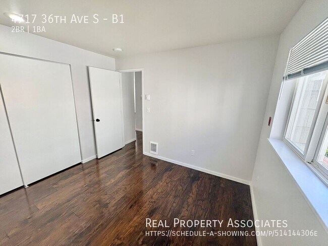 Building Photo - 4717 36th Ave S