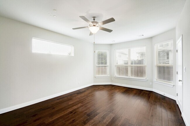 Master Bedroom - 5644 Siragusa Dr
