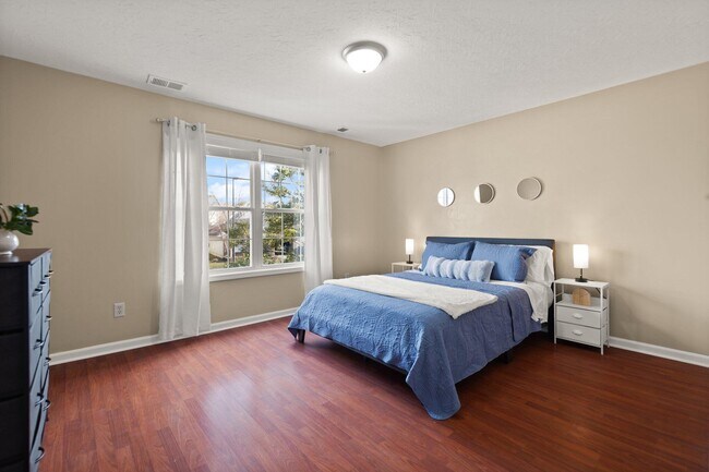 Building Photo - 1409 Pleasant Ridge Dr