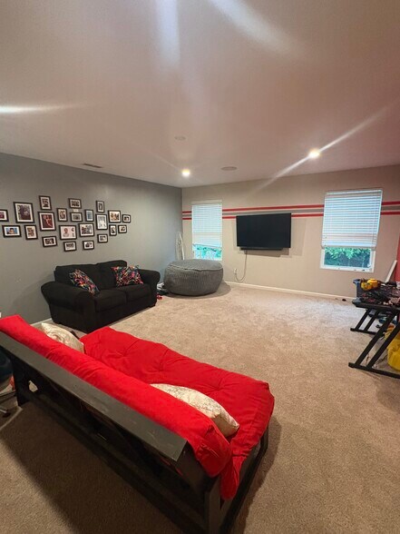 Building Photo - 3565 Massey Ridge Ct