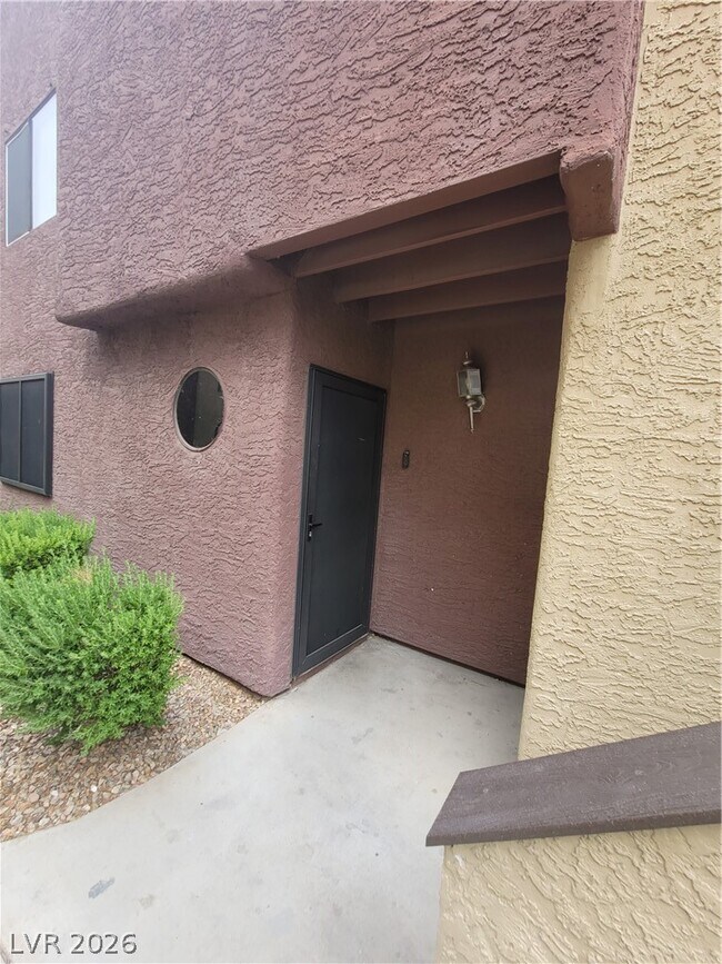 Building Photo - 4050 Pacific Harbors Dr