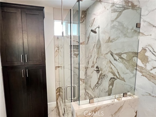 Building Photo - 1011 Hyde Park Dr