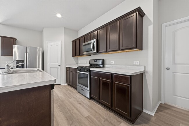 Building Photo - 21254 Ivy Wds Ct