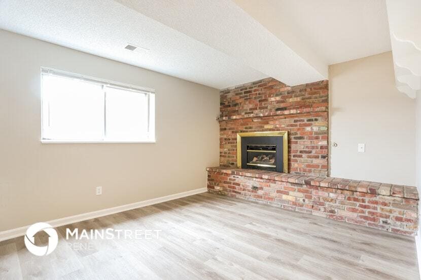 Building Photo - 1503 S Tucson St