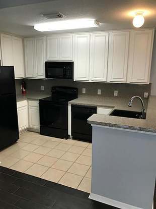 Building Photo - 3804 Shire Valley Dr